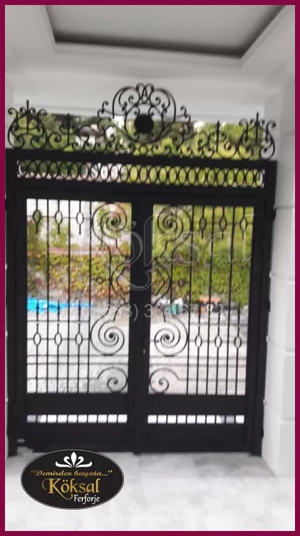 Kanatlı Bahçe Kapısı – Çubuklu Bahçe Giriş Kapısı